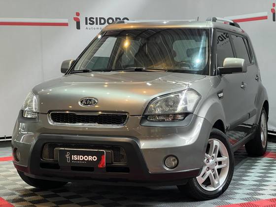KIA SOUL 1.6 EX 16V FLEX 4P MANUAL KIA SOUL 1.6 EX 16V FLEX 4P MANUAL